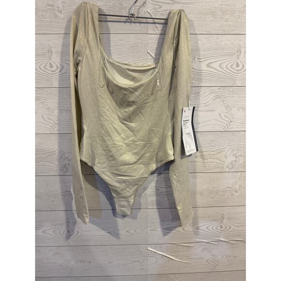 Lululemon  NWT Wundermost Long-Sleeve Bodysuit SZ XSM shiny - Picture 1 of 4